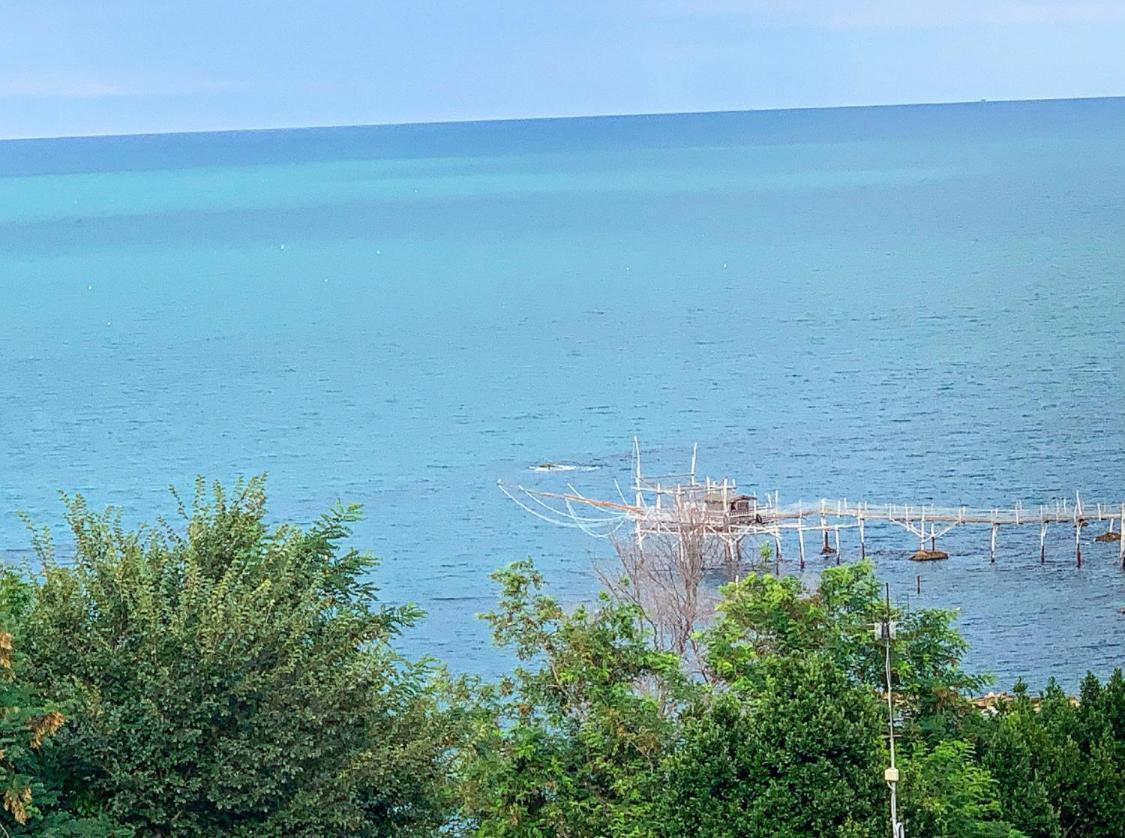 Terrazza Sui Trabocchi Leilighet Marina di San Vito Eksteriør bilde