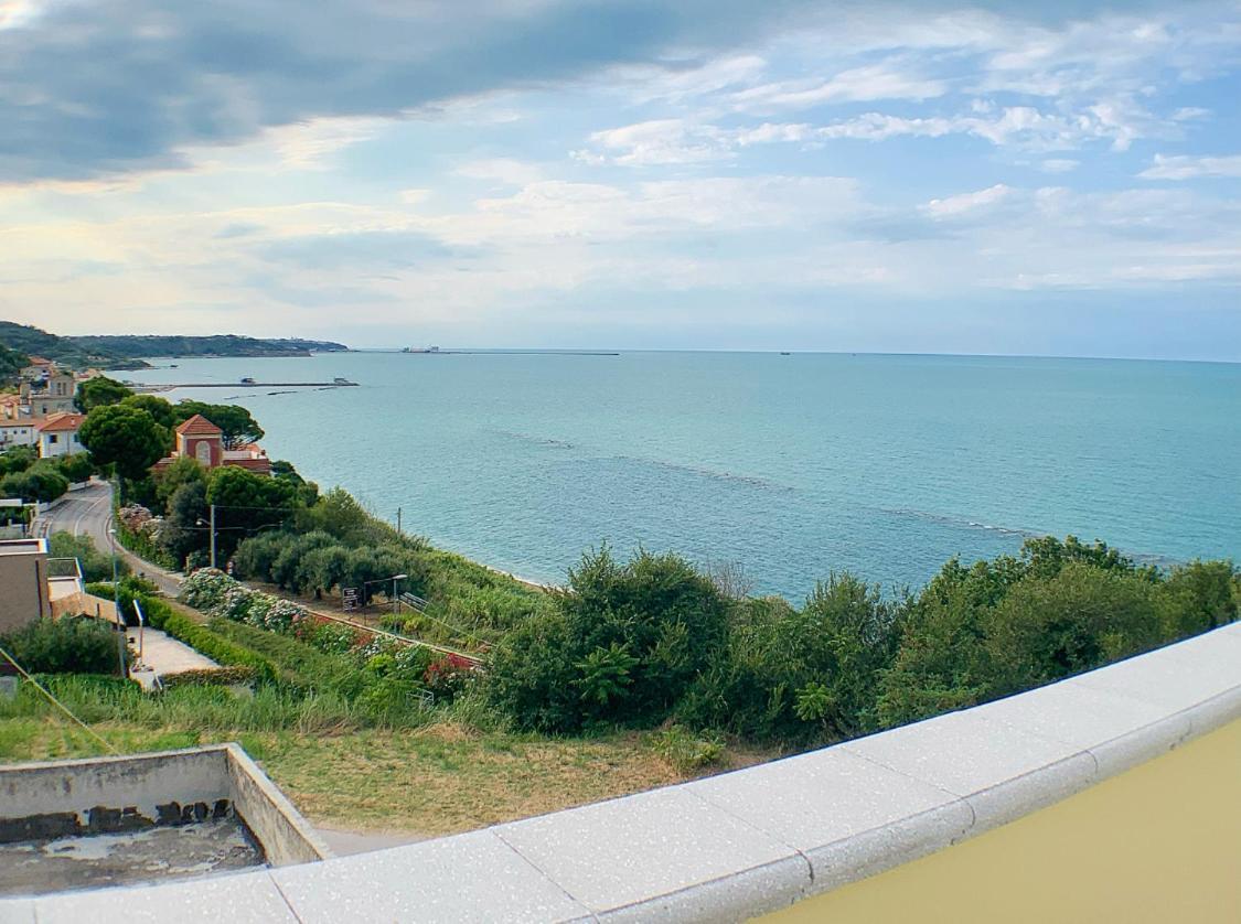 Terrazza Sui Trabocchi Leilighet Marina di San Vito Eksteriør bilde